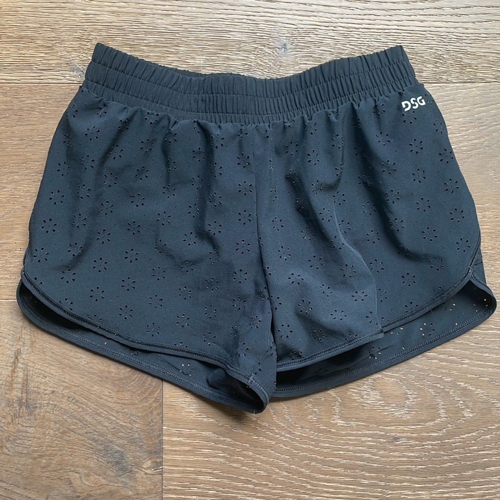 DSG Black Eyelet Elastic Waist Gym Running Lined Shorts Size Small 8-9